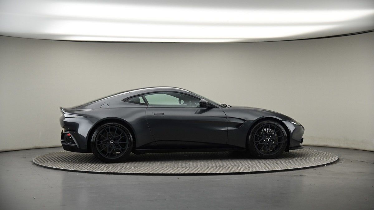 More views of Aston Martin Vantage