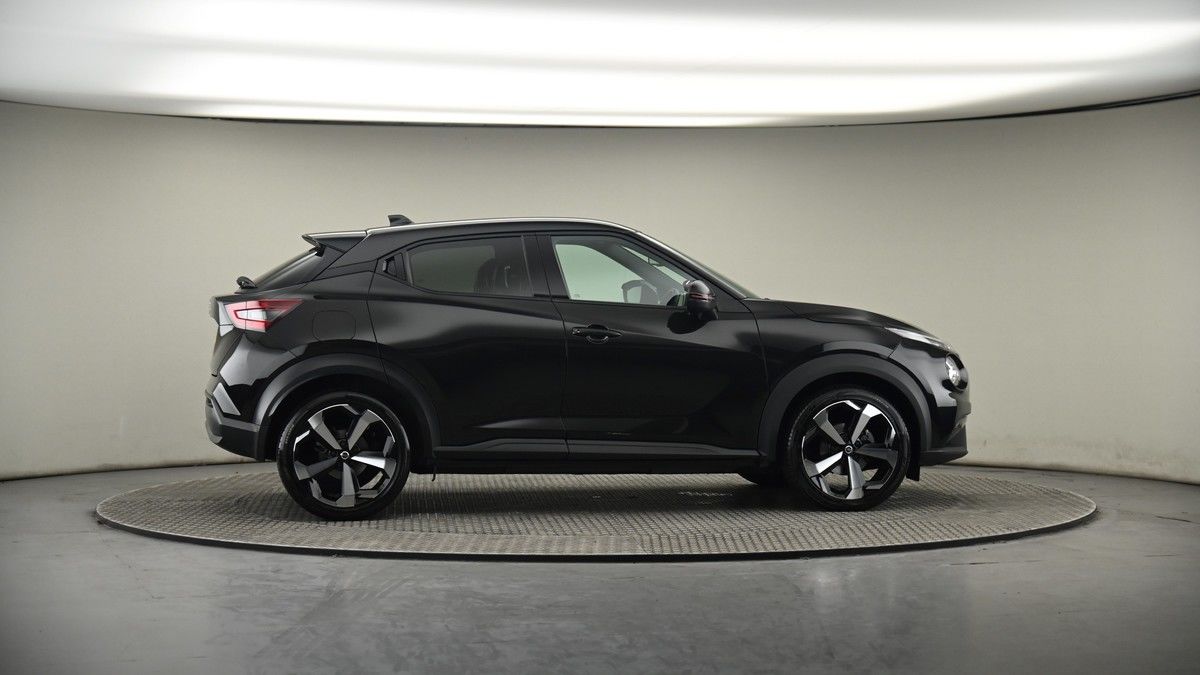 More views of Nissan Juke