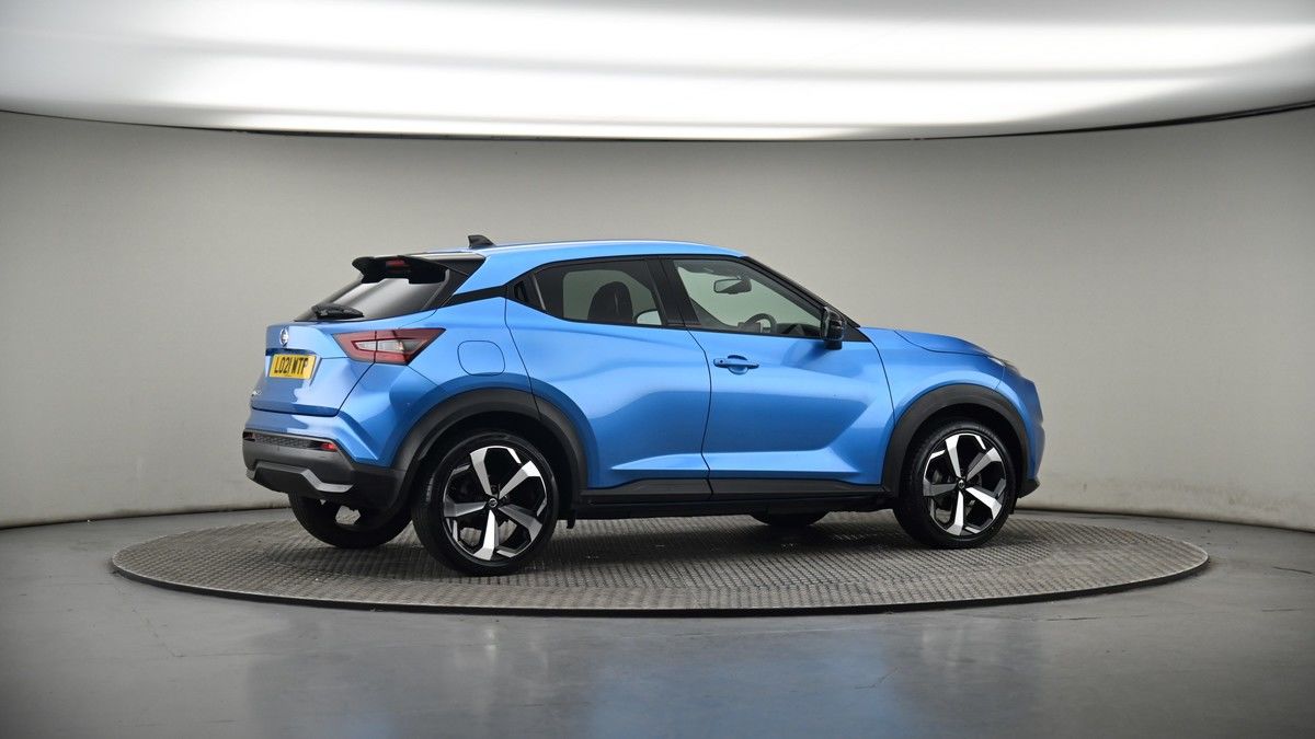 More views of Nissan Juke