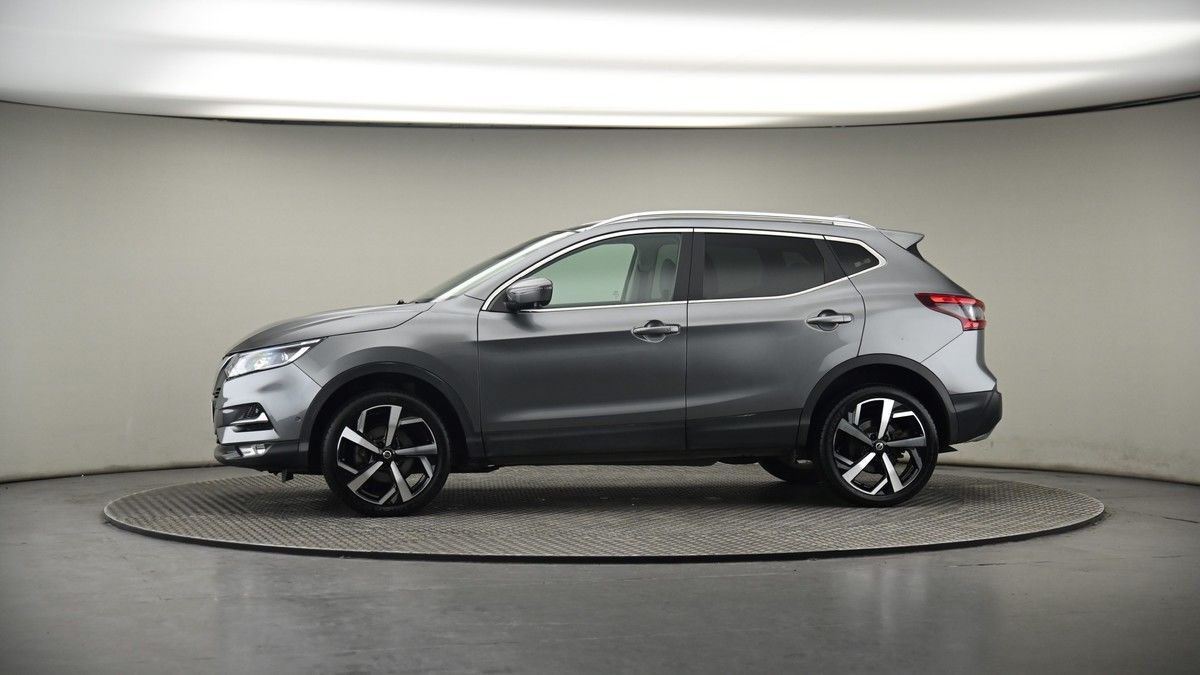 More views of Nissan Qashqai