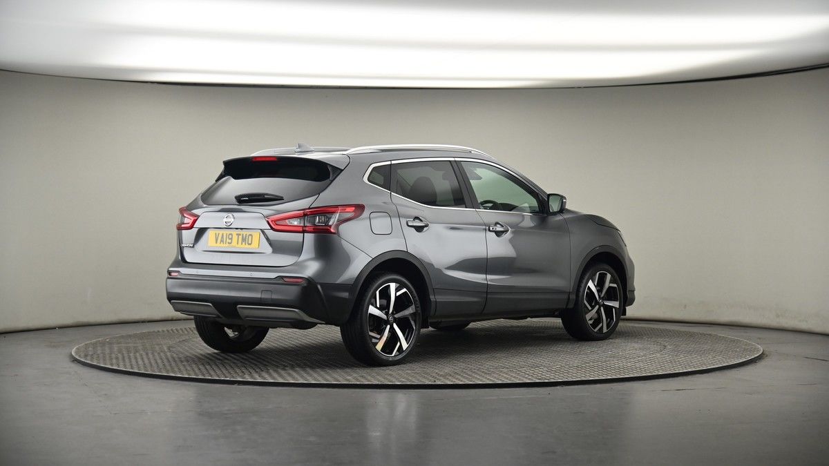 More views of Nissan Qashqai