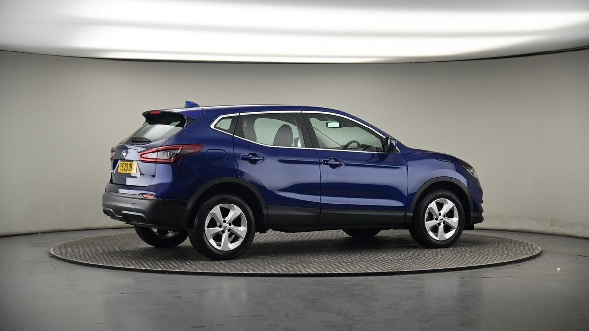 More views of Nissan Qashqai