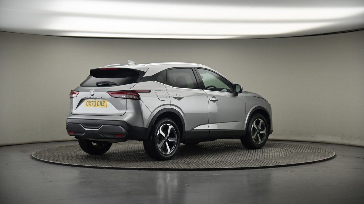 More views of Nissan Qashqai