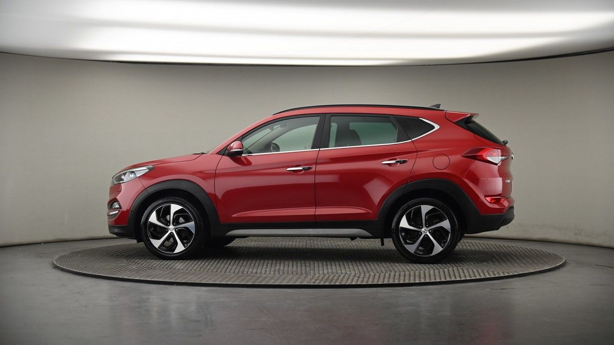 More views of Hyundai TUCSON