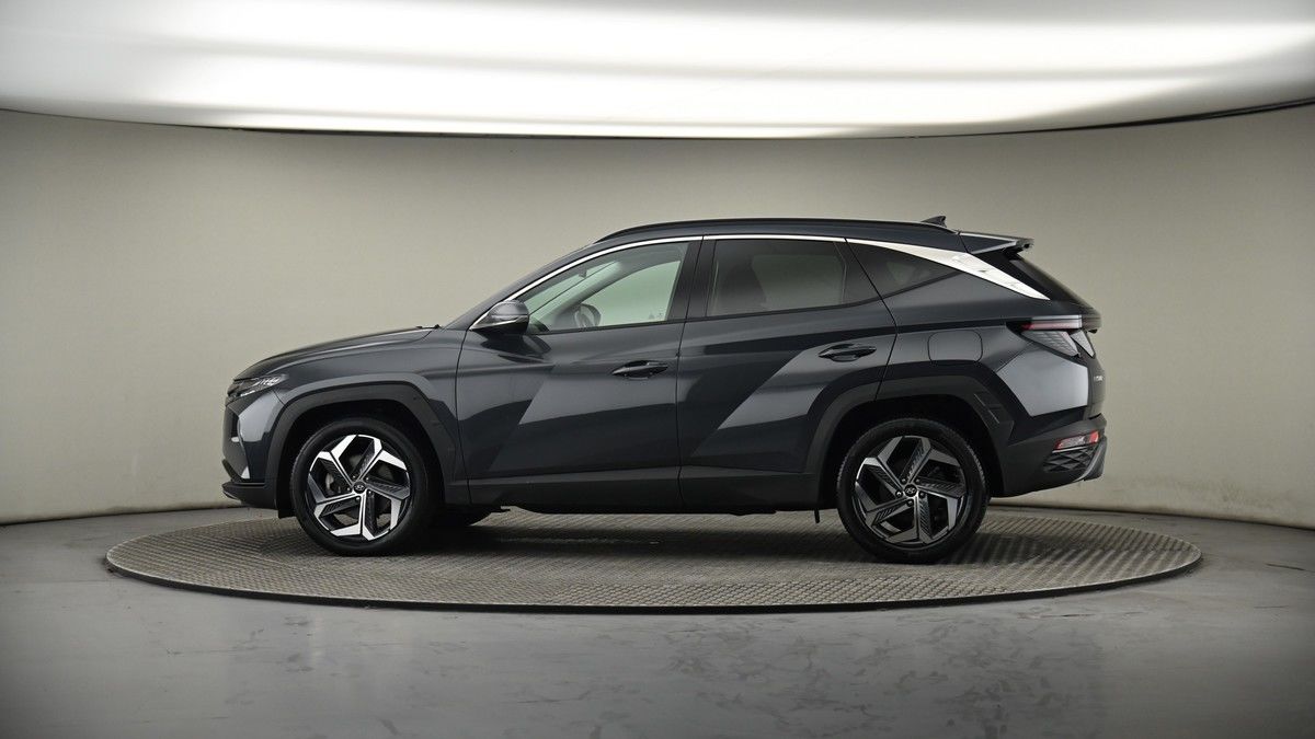 More views of Hyundai TUCSON