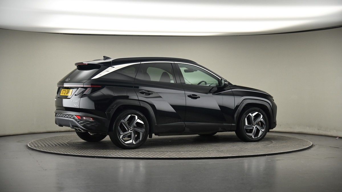 More views of Hyundai TUCSON