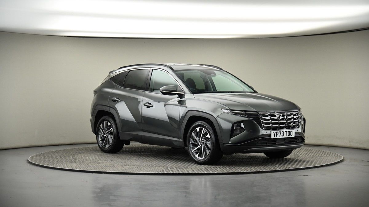 More views of Hyundai TUCSON