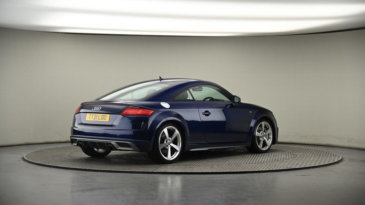 Audi TT Image 6