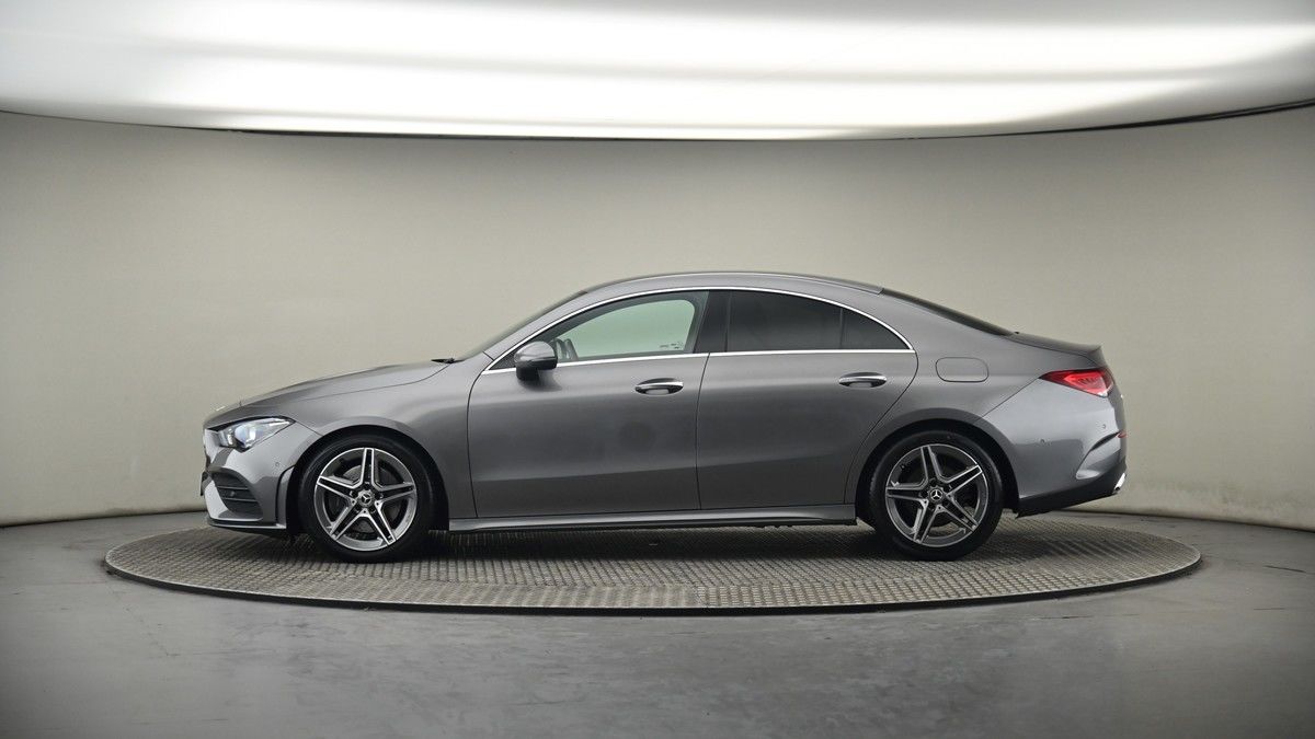 Mercedes-Benz CLA Image 19