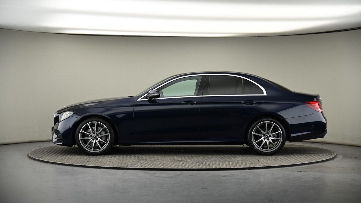 Mercedes-Benz E Class Image 18