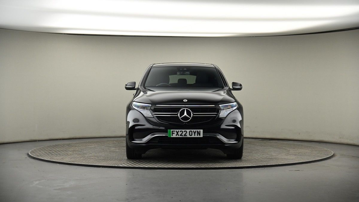 Mercedes-Benz EQC Image 18