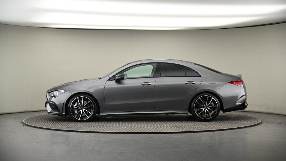 Mercedes-Benz CLA Image 19