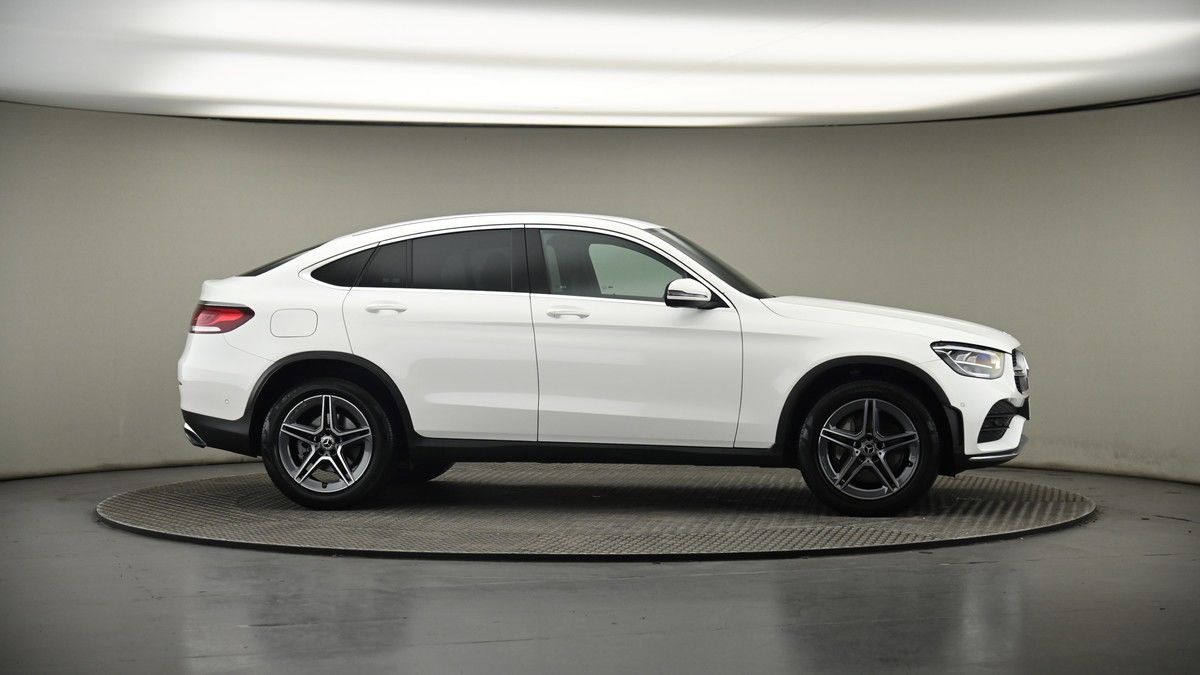 More views of Mercedes-Benz GLC