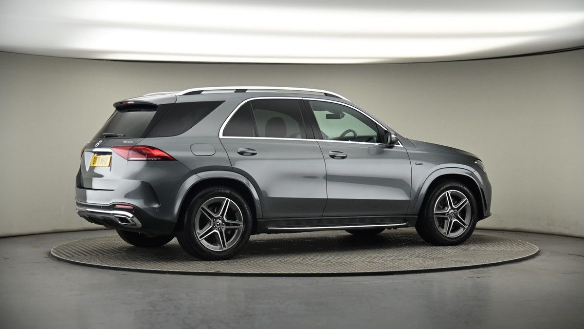 More views of Mercedes-Benz GLE