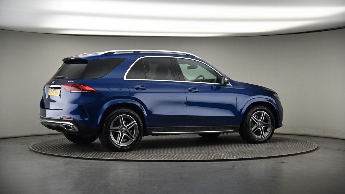 More views of Mercedes-Benz GLE