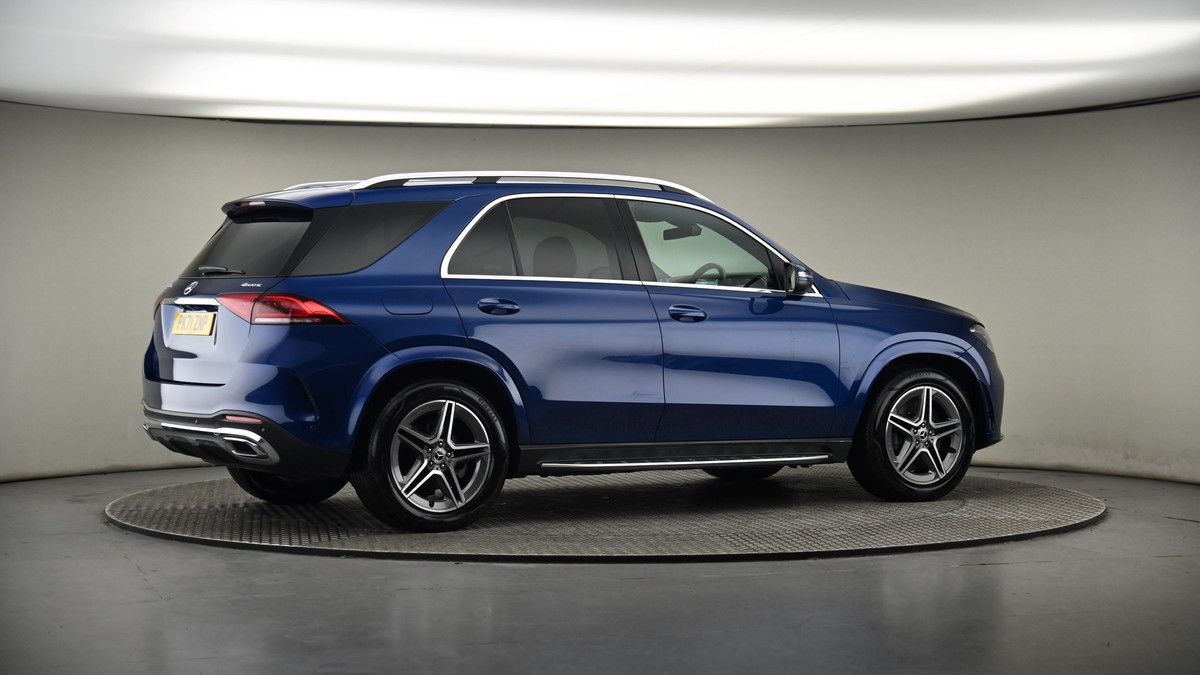 More views of Mercedes-Benz GLE