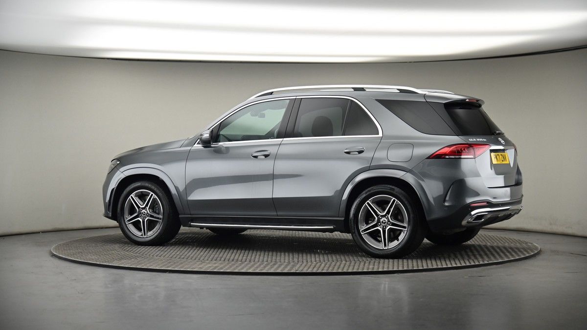 More views of Mercedes-Benz GLE