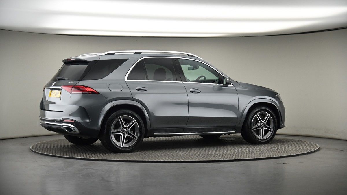 More views of Mercedes-Benz GLE