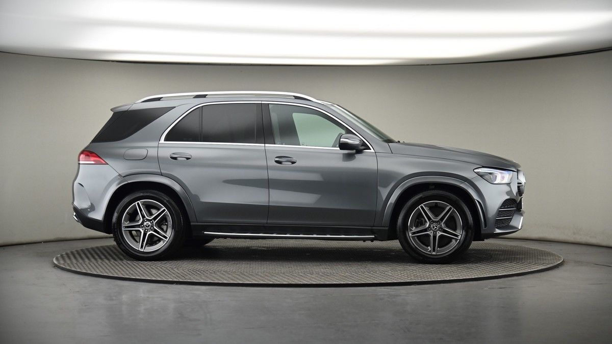 More views of Mercedes-Benz GLE