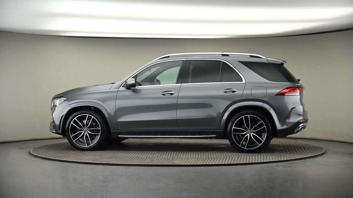 More views of Mercedes-Benz GLE