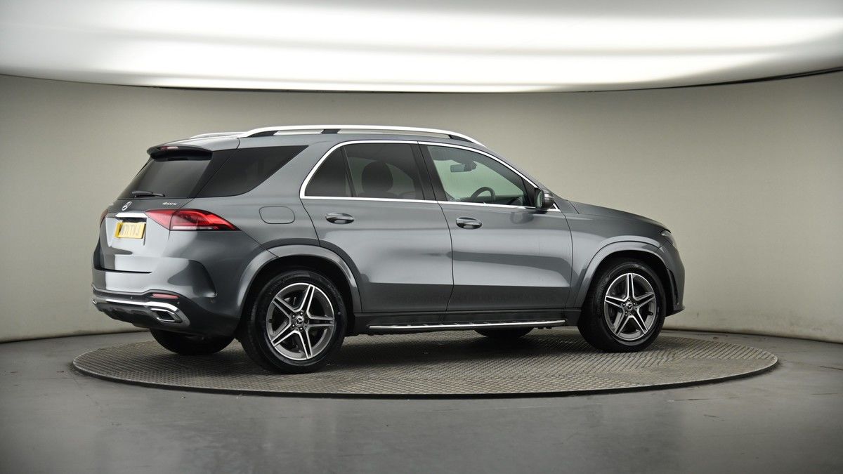 More views of Mercedes-Benz GLE