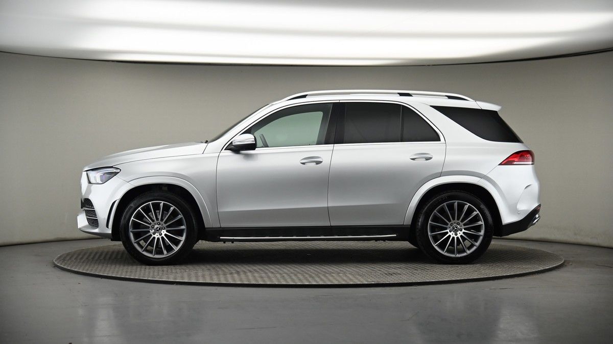 Mercedes-Benz GLE Class Image 19