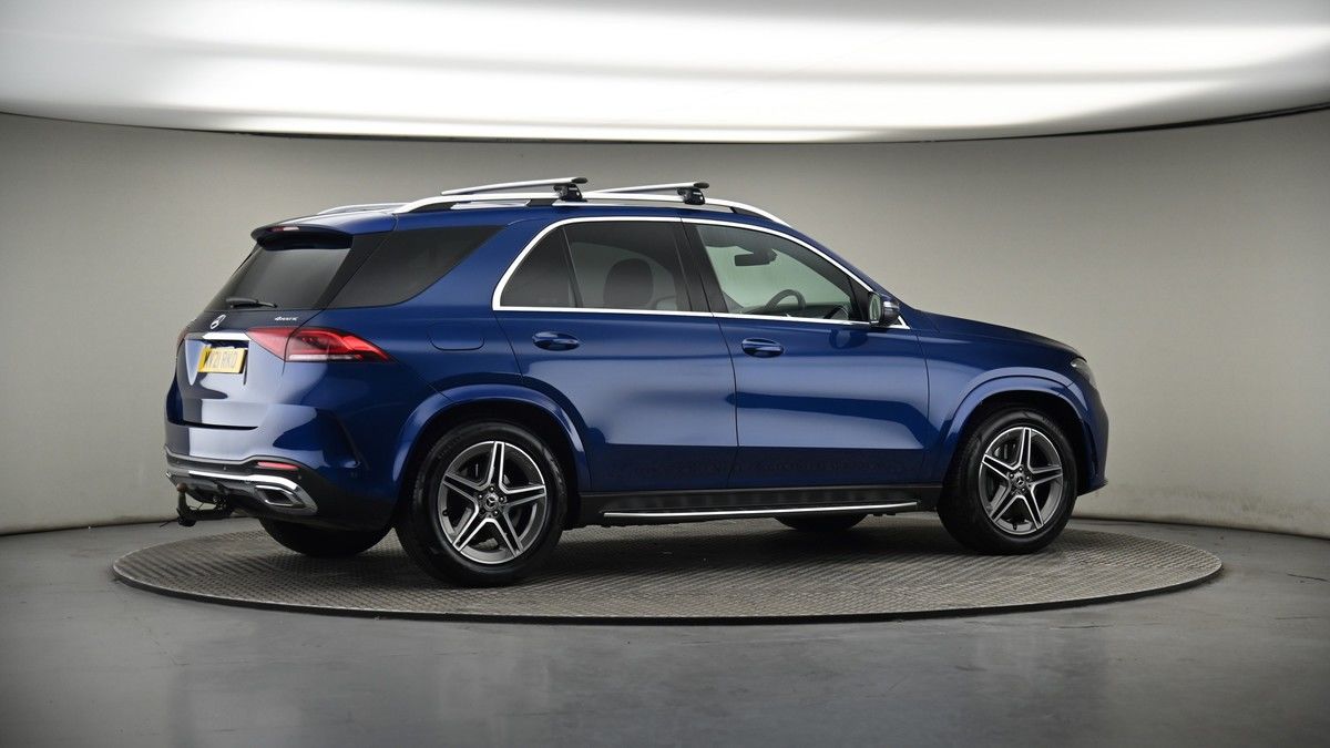 More views of Mercedes-Benz GLE