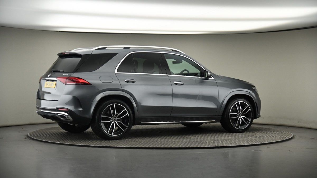 More views of Mercedes-Benz GLE