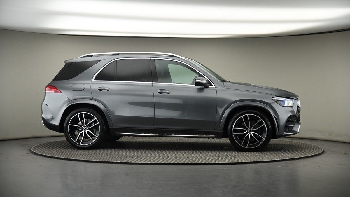 More views of Mercedes-Benz GLE