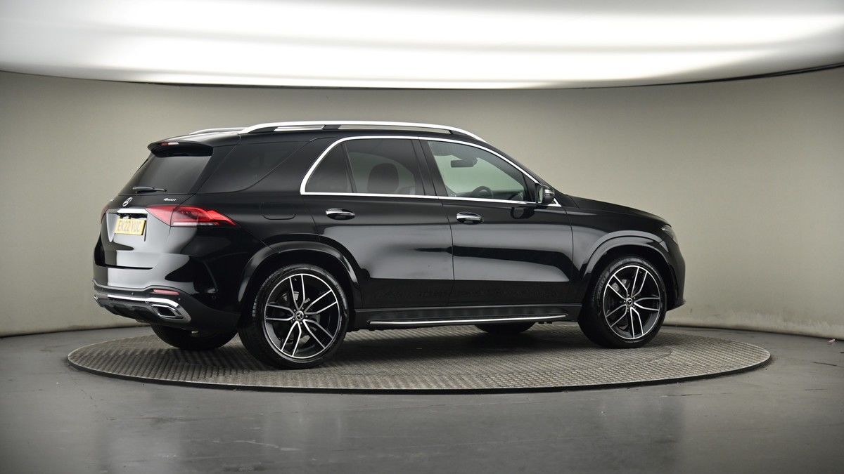 More views of Mercedes-Benz GLE