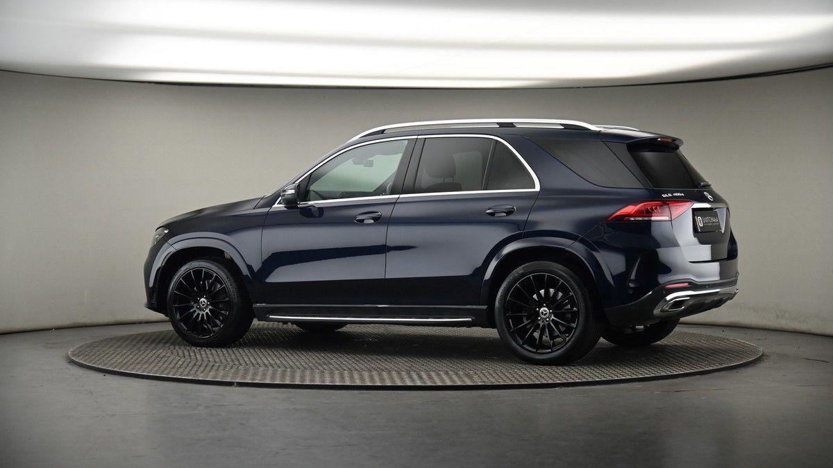 More views of Mercedes-Benz GLE