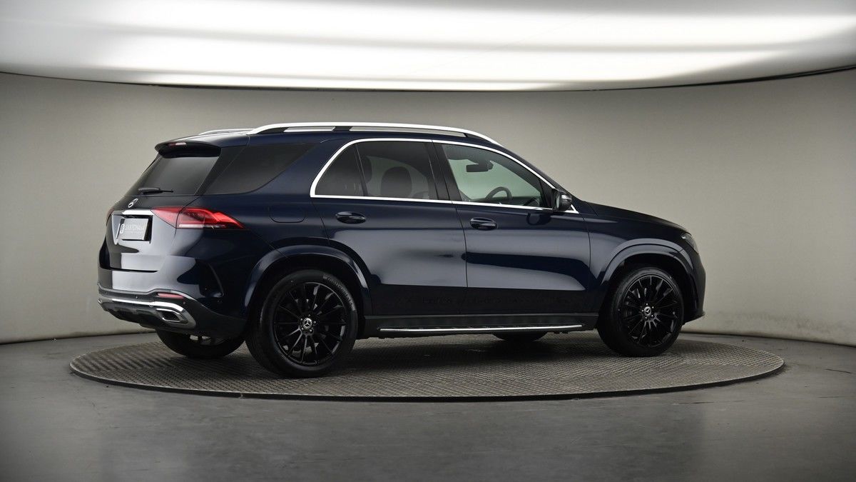 More views of Mercedes-Benz GLE