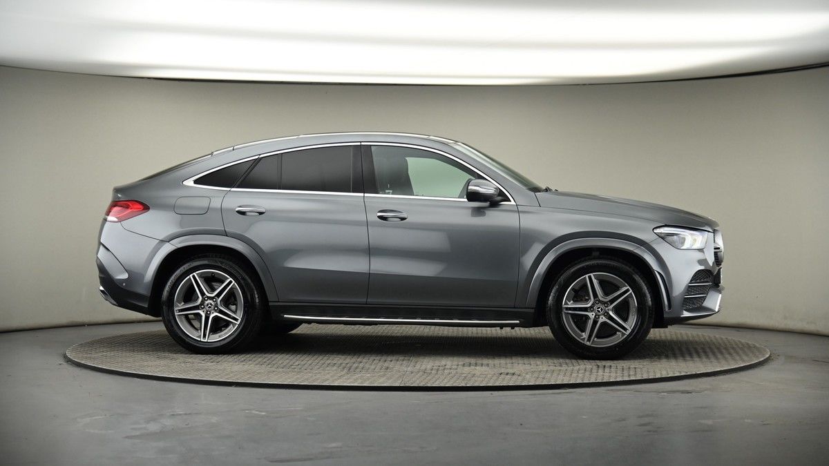 More views of Mercedes-Benz GLE