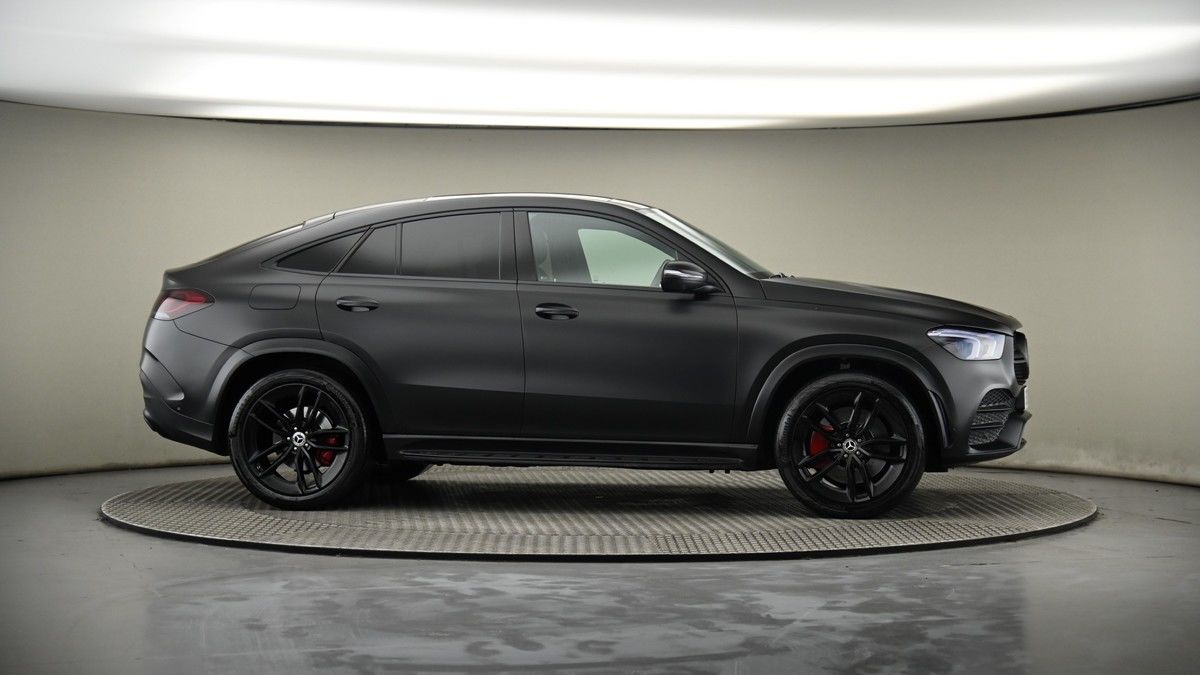 More views of Mercedes-Benz GLE