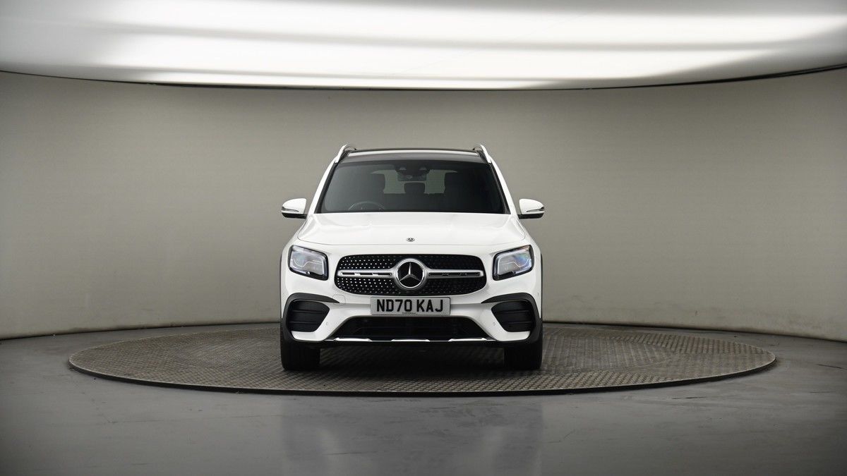 Mercedes-Benz GLB Image 18