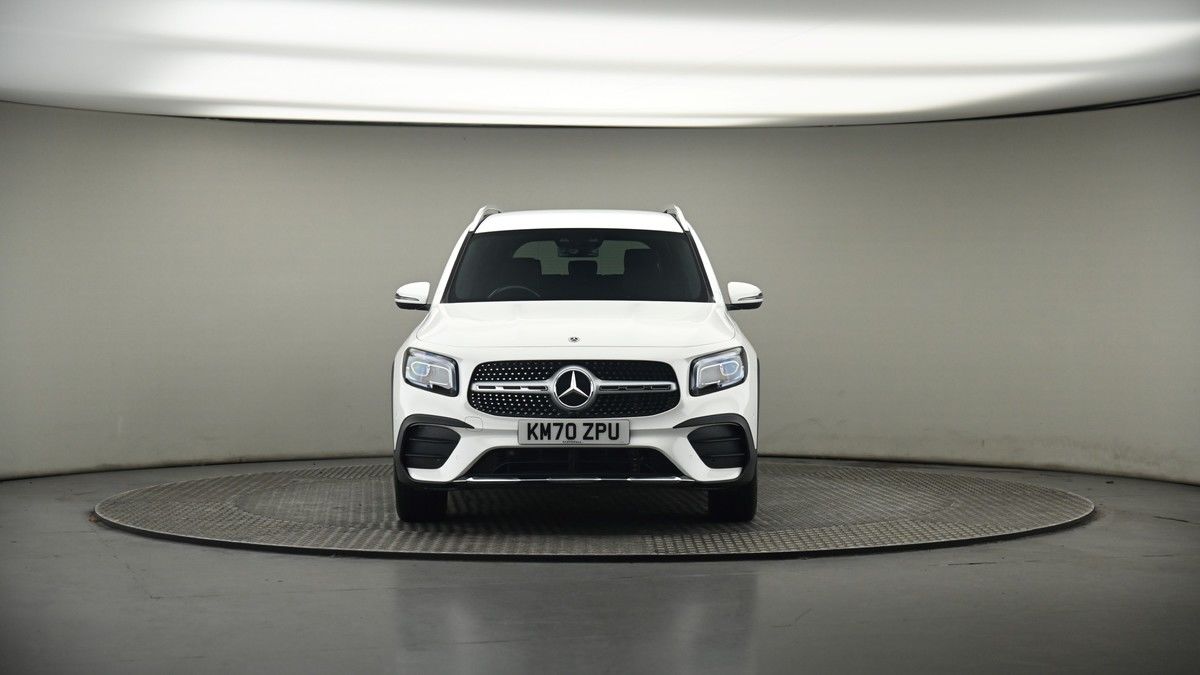 Mercedes-Benz GLB Image 18