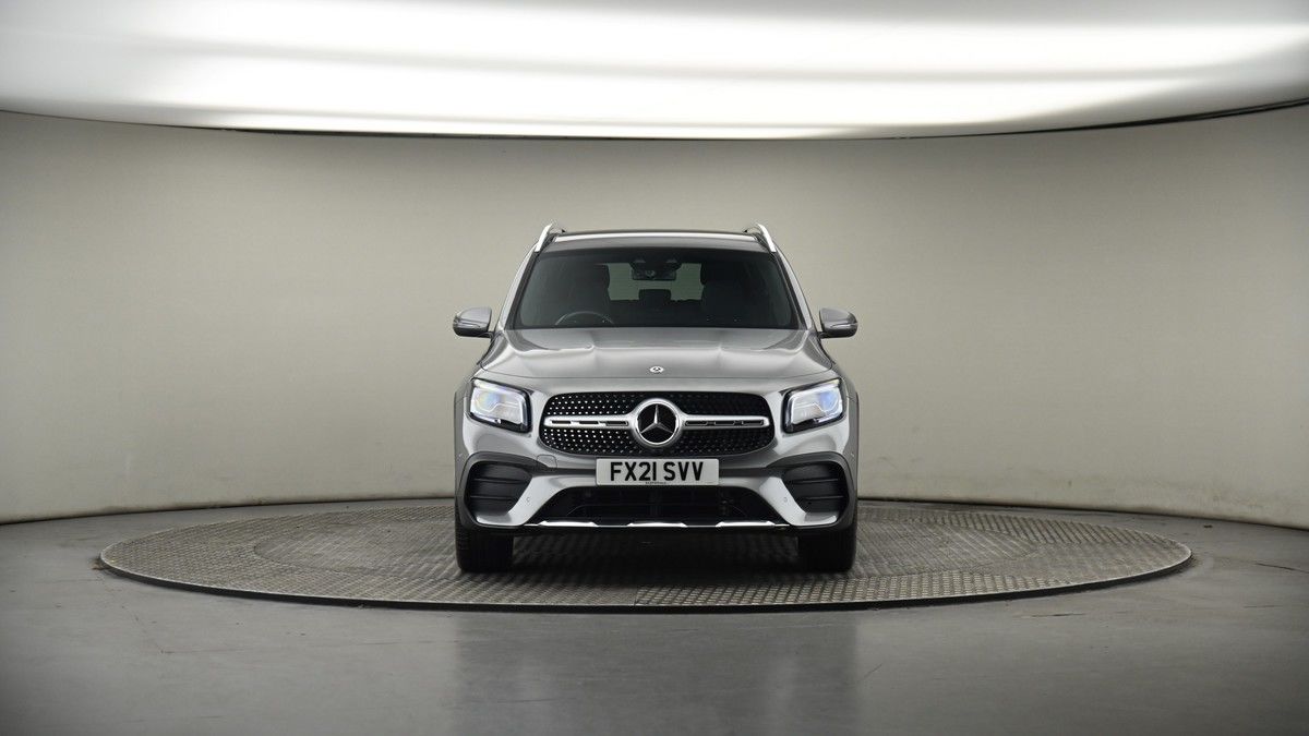 Mercedes-Benz GLB Image 18