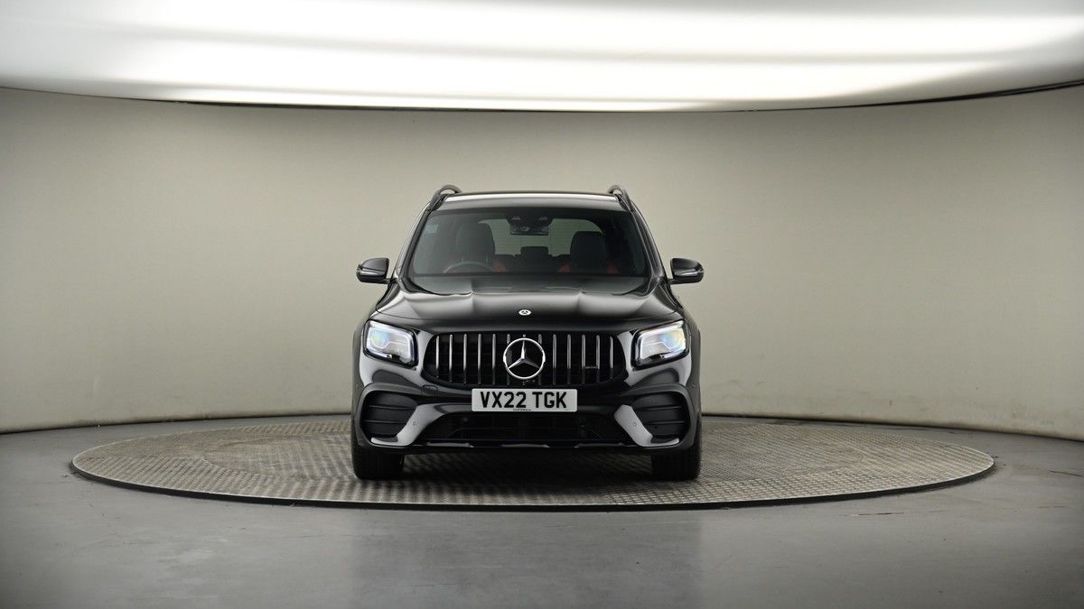 Mercedes-Benz GLB Image 18