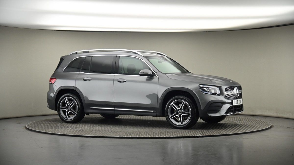 Mercedes-Benz GLB Image 6