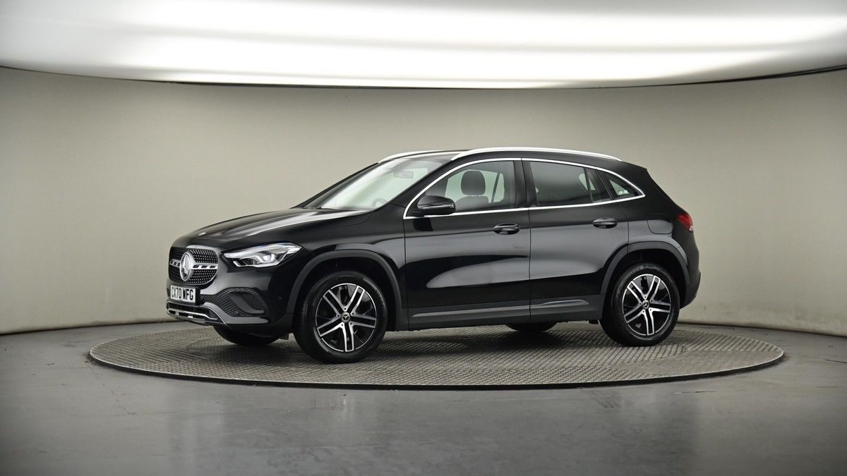 More views of Mercedes-Benz GLA