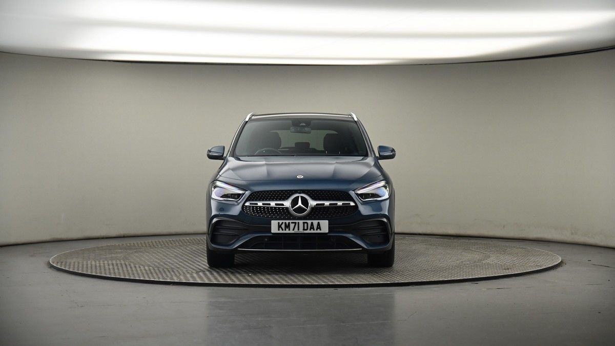 More views of Mercedes-Benz GLA