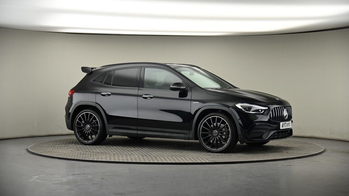 Mercedes-Benz GLA Image 6