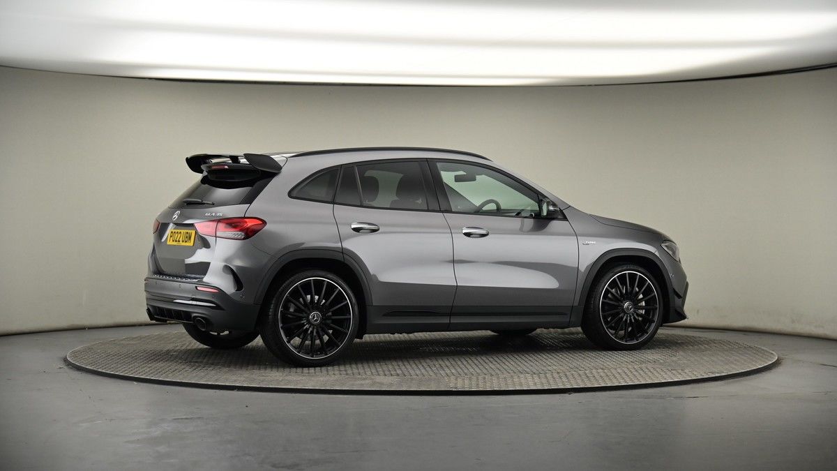 More views of Mercedes-Benz GLA