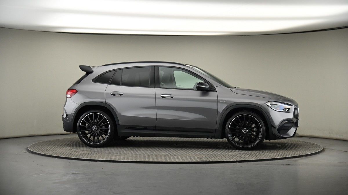 More views of Mercedes-Benz GLA