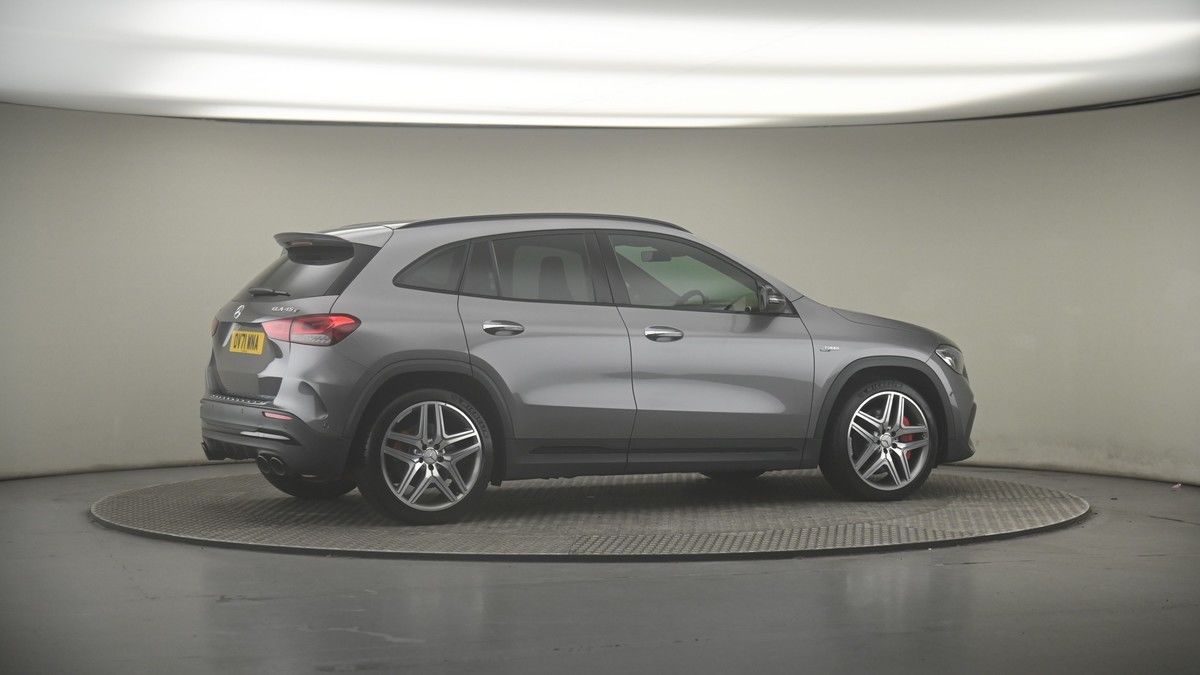 More views of Mercedes-Benz GLA