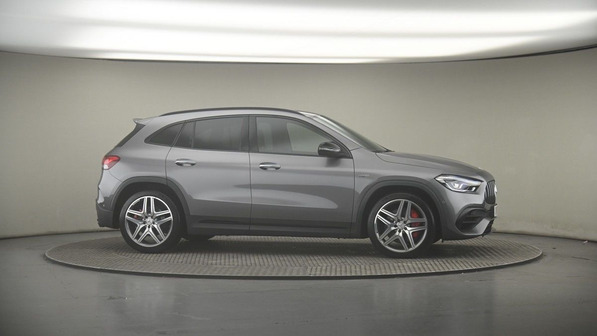 More views of Mercedes-Benz GLA