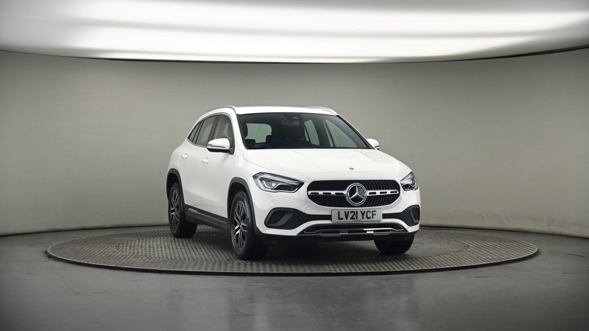 More views of Mercedes-Benz GLA