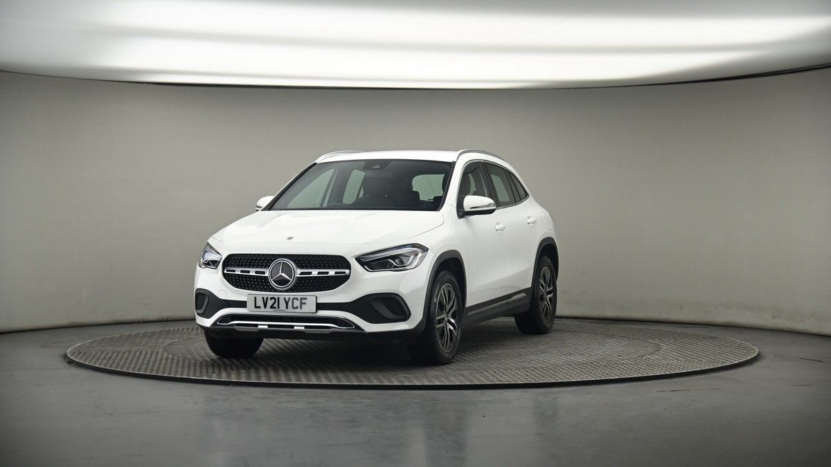 More views of Mercedes-Benz GLA