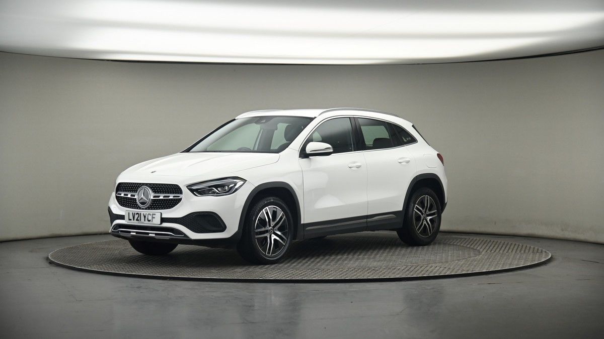 More views of Mercedes-Benz GLA