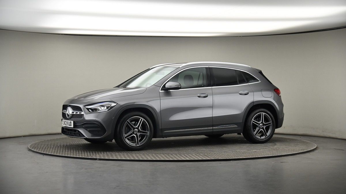 More views of Mercedes-Benz GLA